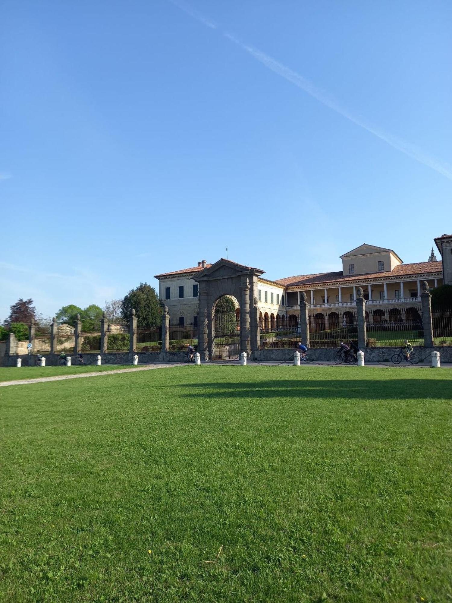 La Corte Del Bona - Vicino Alle Cantine E A Circa 15 Minuti Dal Lago Di Iseo - Apartment Erbusco Ngoại thất bức ảnh